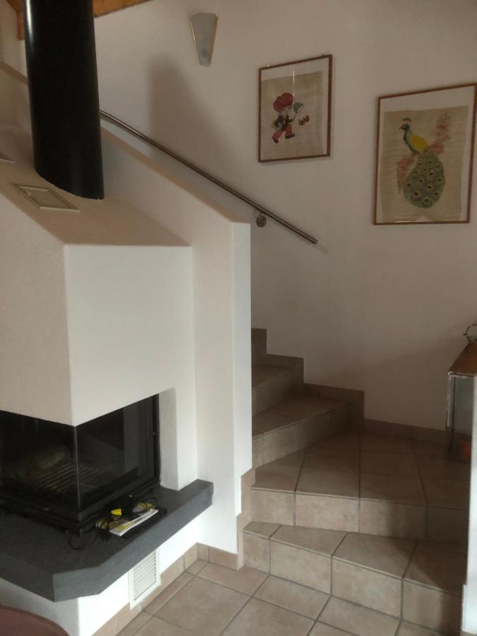 Gemuetliche Ferienwohnung Mit Garten Biasca Exterior photo
